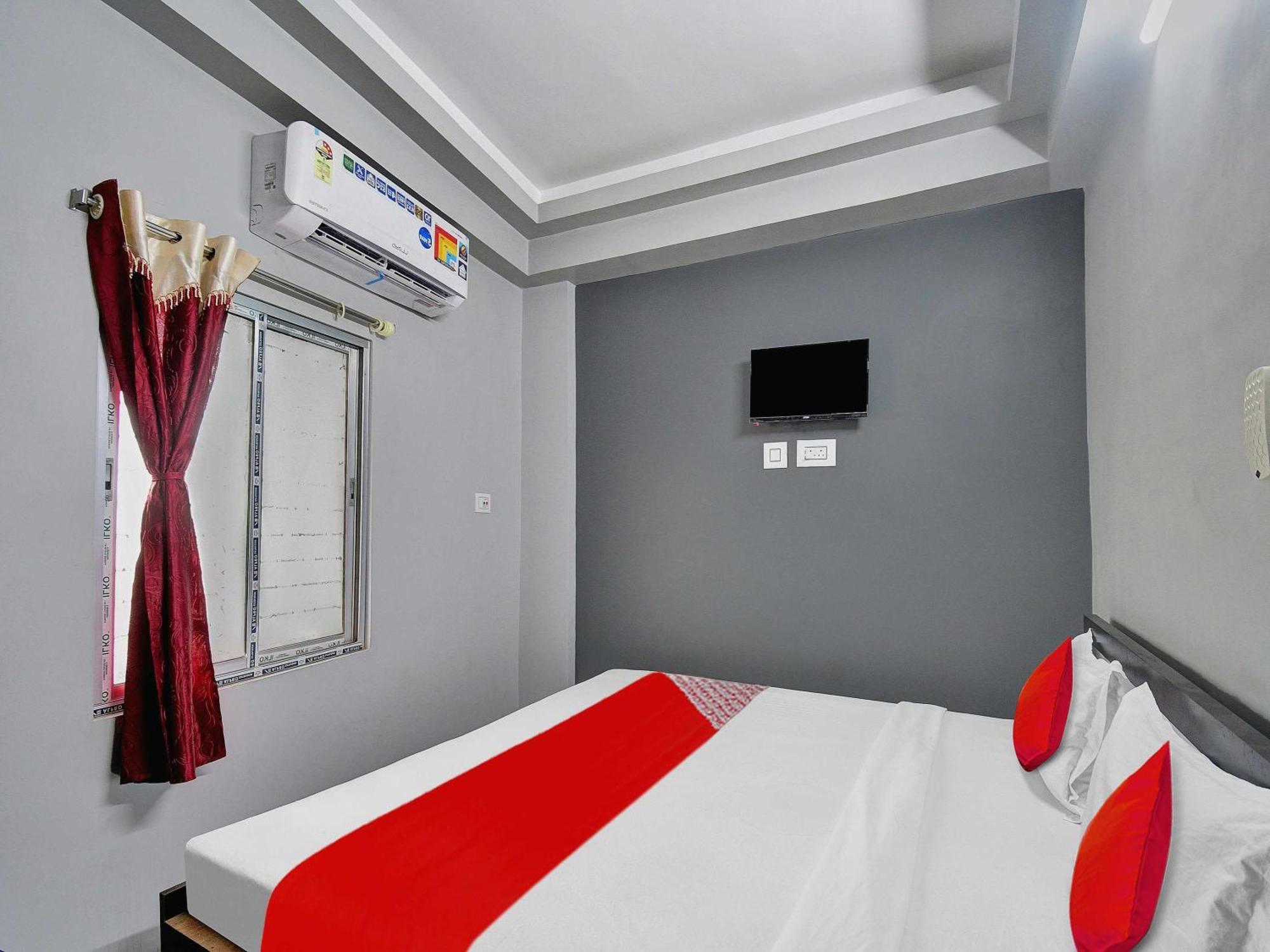 Super Hotel O Royal Empire Calcutta Exteriör bild