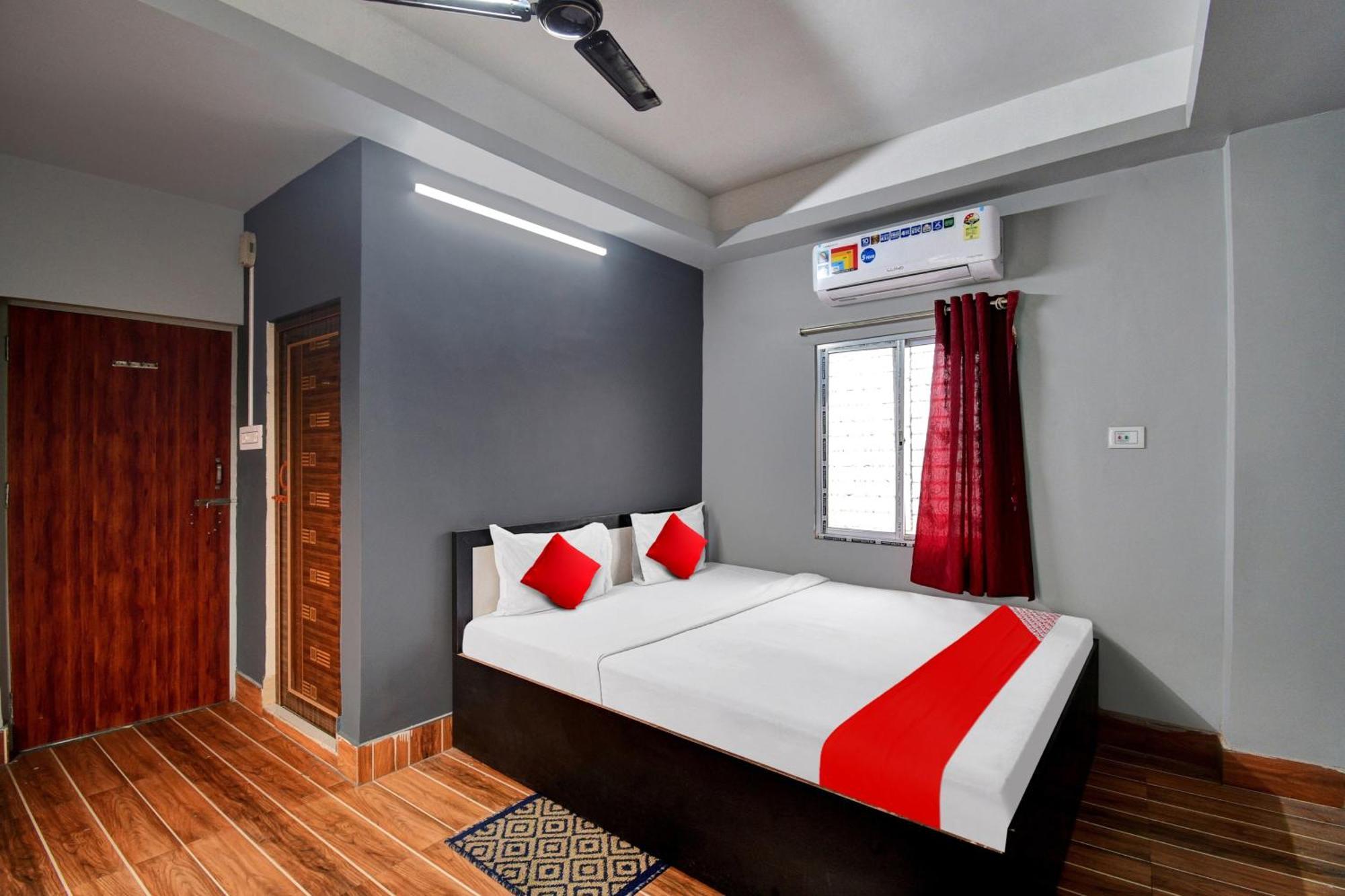 Super Hotel O Royal Empire Calcutta Exteriör bild