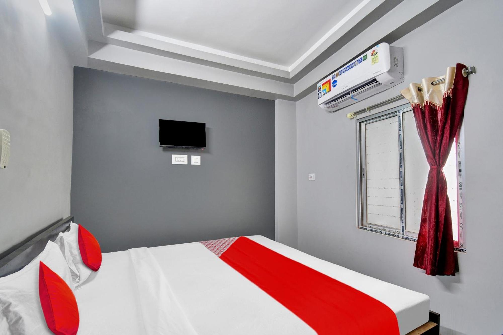 Super Hotel O Royal Empire Calcutta Exteriör bild