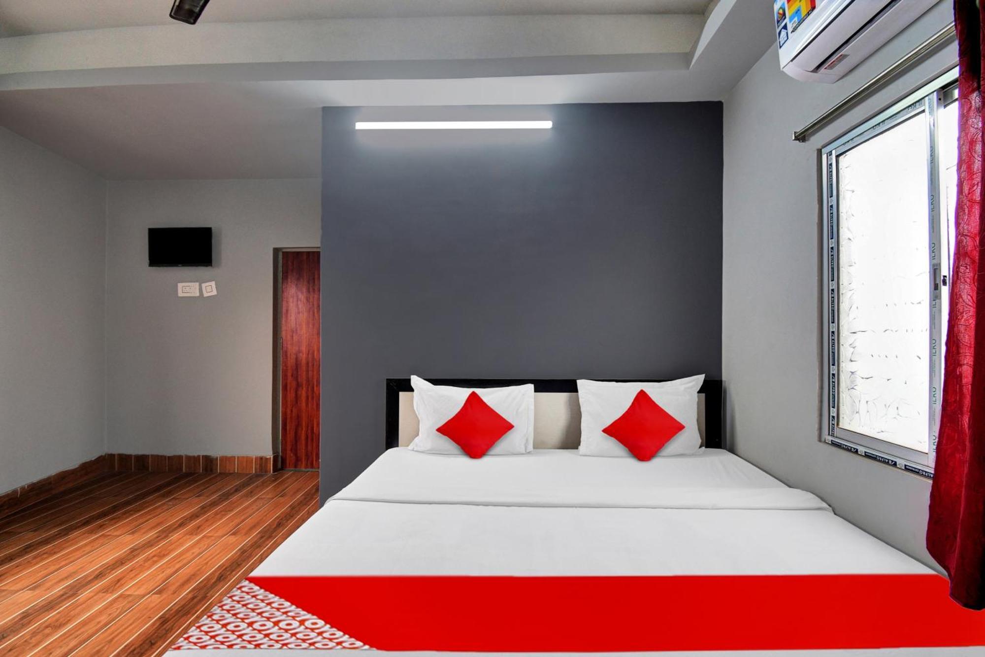 Super Hotel O Royal Empire Calcutta Exteriör bild