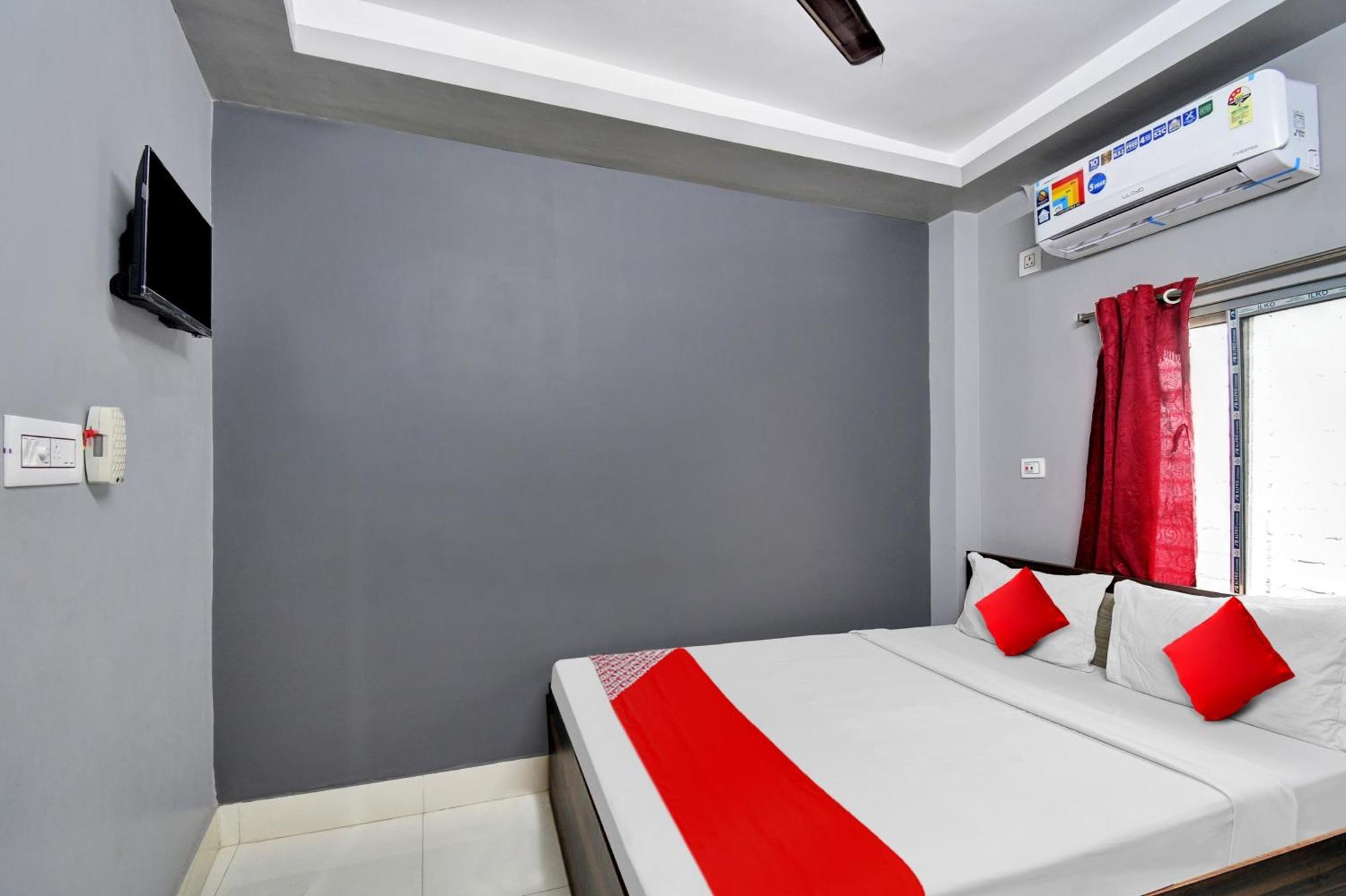 Super Hotel O Royal Empire Calcutta Exteriör bild